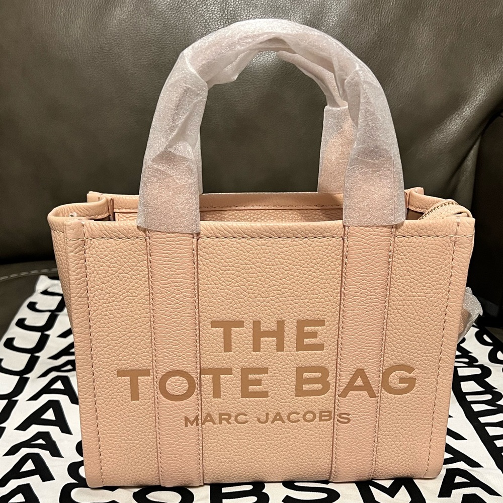 MARC JACOBS THE LEATHER SMALL TOTE BAG